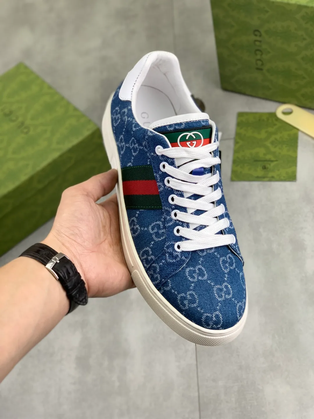 Men's men's shoes P400💰【New style】🆘 The latest model from Gucci's official website🎁Classic casual and fashionable men's shoes👟Hot style💥The style is simple and elegant, exclusive for trendy men. Unique official website's latest brand elements👑Gucci original decoration, fashionable and generous, the fabric is made of original soft calfskin➕Comfortable soft sheepskin lining ✅The official website specifies wear-resistant rubber outsole_full of elasticity, classic model taken in real life🎬Color: 2️⃣colors available😍Number: 38-44